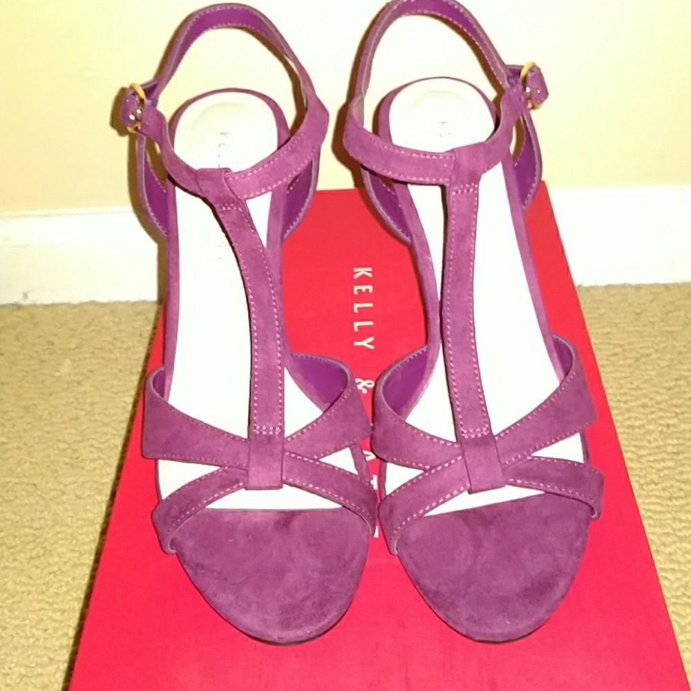 Kelly & Katie Sandals